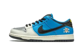 SB Dunk Low Instant Skateboards